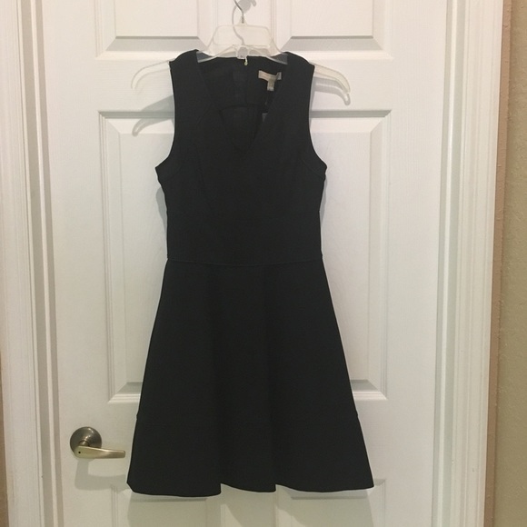 Banana Republic Black Dress NWT. Final price drop - Picture 2 of 9